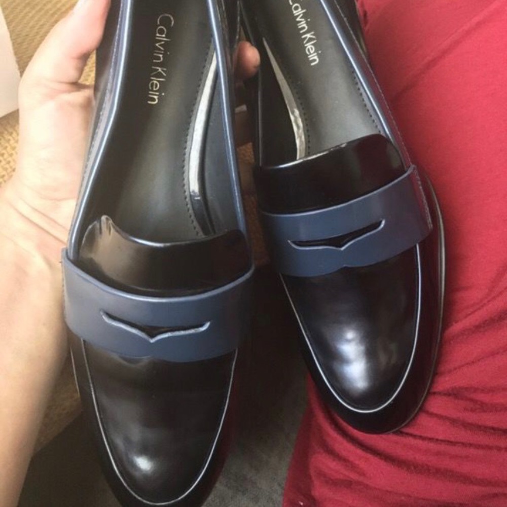Calvin Klein Size 7.5 (Brand new)